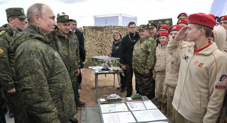 Правовий статус під час війни: що дозволено та заборонено робити військовим і цивільним? - E8968