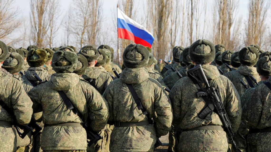 Правовий статус під час війни: що дозволено та заборонено робити військовим і цивільним? - D10D8