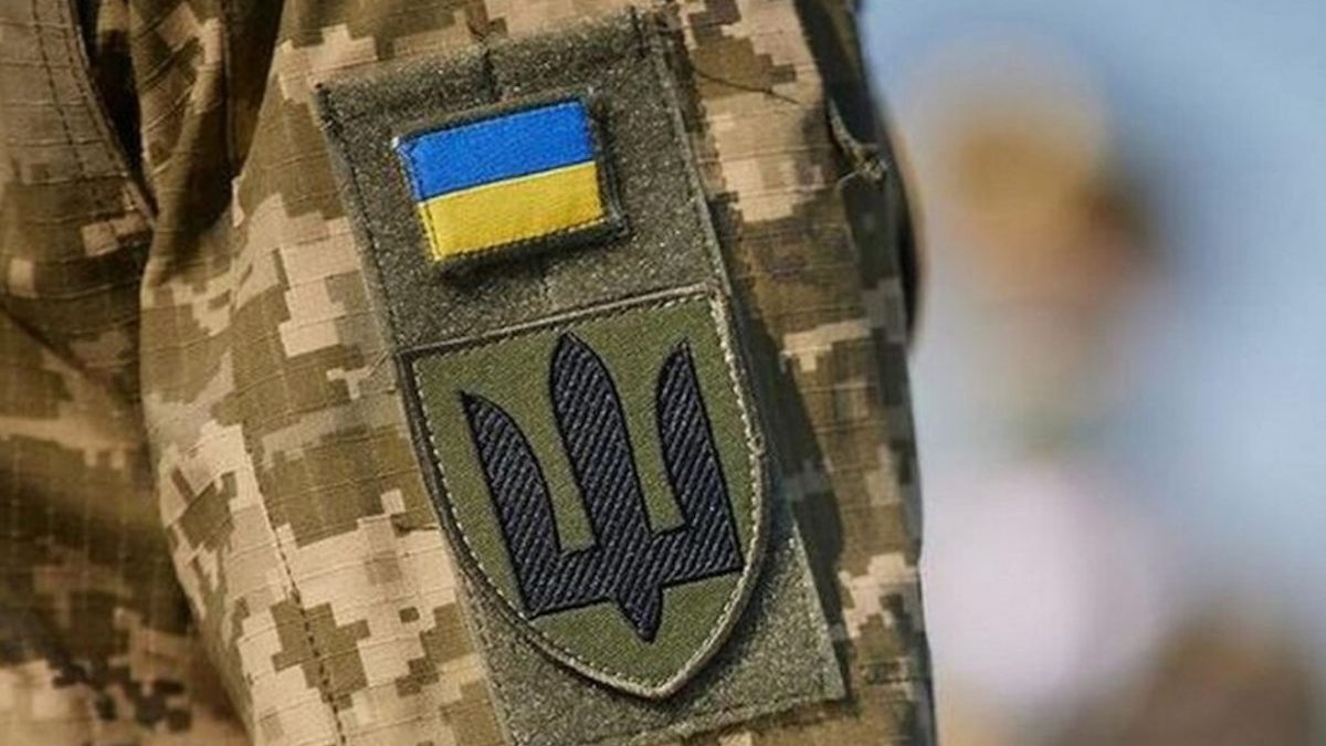 Правовий статус під час війни: що дозволено та заборонено робити військовим і цивільним? - E0C34