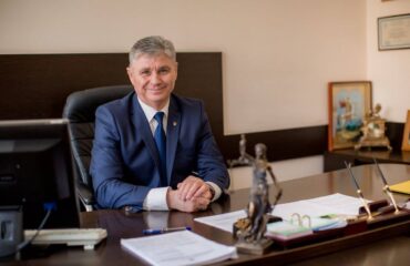 Вища рада правосуддя продовжує тиснути на суддю Віктора Фоміна