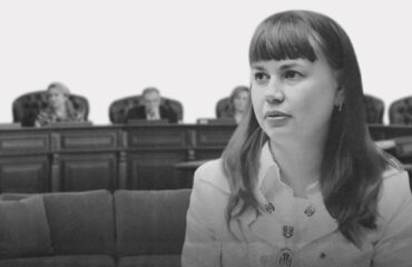 Суддя Андрієнко рветься у почесну відставку, не пройшовши своє кваліфоцінювання