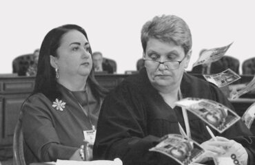 ВРП відправила у почесну відставку суддю Майдану Чередніченко. Протягом року вона отримає понад мільйон грн виплат