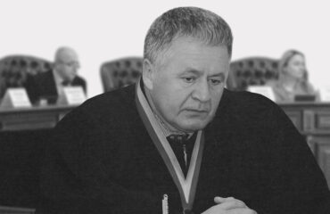 Третя дисциплінарна палата ВРП одноголосно відмовилася притягнути до відповідальності суддю Салая, який дозволив “прослушку” Вовка