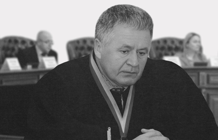 Третя дисциплінарна палата ВРП одноголосно відмовилася притягнути до відповідальності суддю Салая, який дозволив “прослушку” Вовка