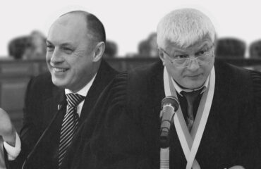 Врятував мера-корупціонера, але сам не втік: розгляд почесної відставки судді Томилка зупинено
