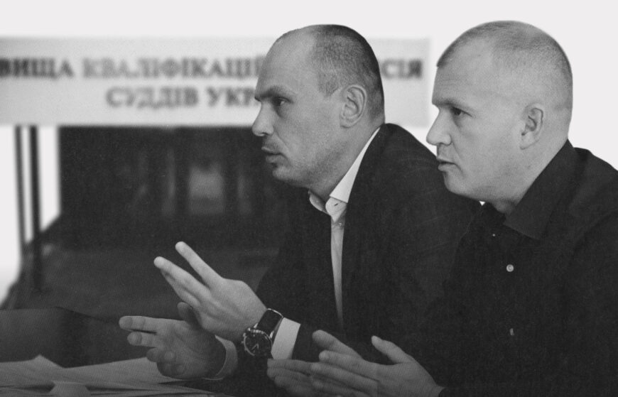 По 25 хвилин і готово: як двоє недоброчесних суддів пройшли через ВККС