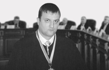 За кермом і напідпитку: ВРП розгляне скаргу на суддю Савицького